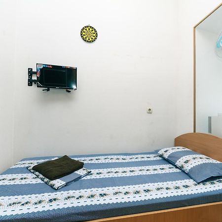 קייב Small Room Near Independence Square מראה חיצוני תמונה